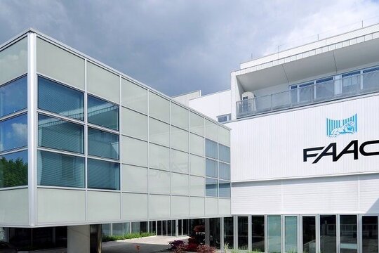  | Twee onafhankelijke FAAC-organisaties in Nederland; Wie doet wat